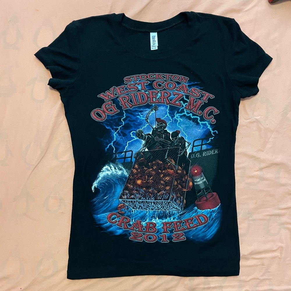 Bella graphic shirt